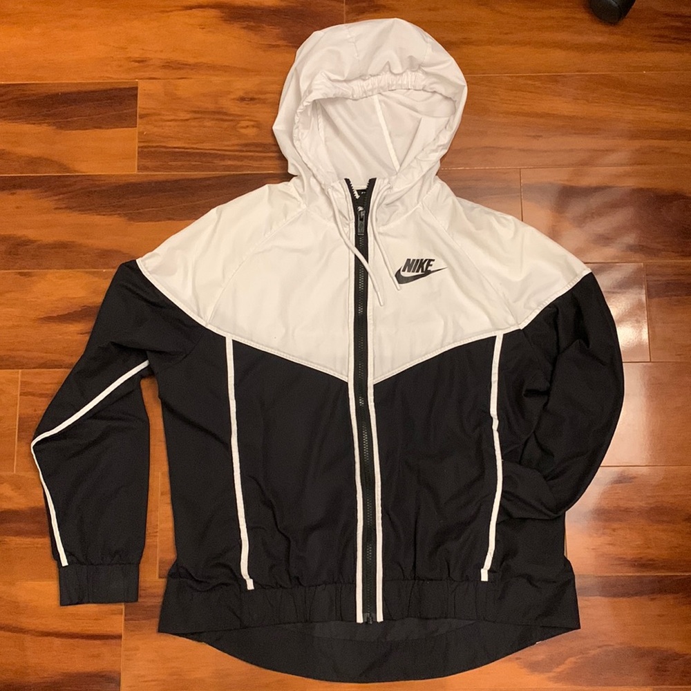 Nike windbreaker